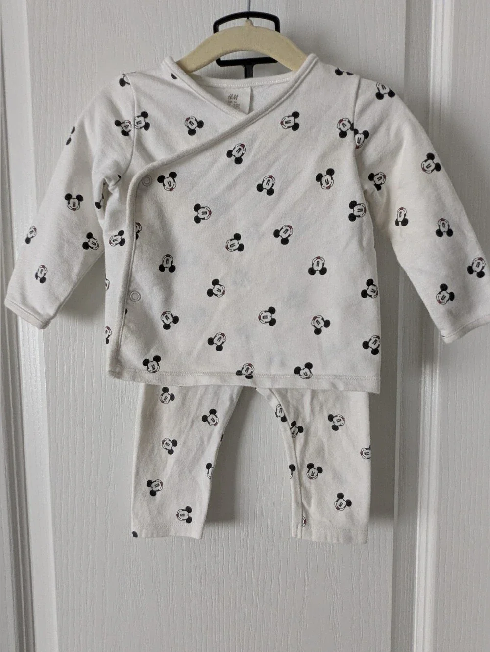 H&M X Disney Mickey Print Baby Set 6-9M